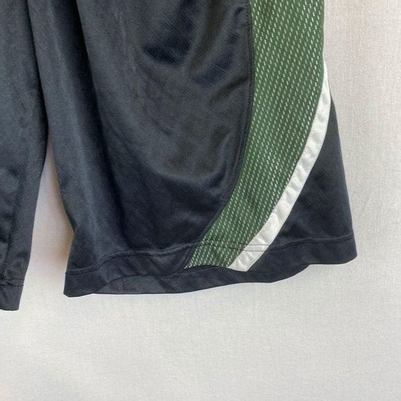 NIKE Black & Green Running Short - Picture 3 of 8